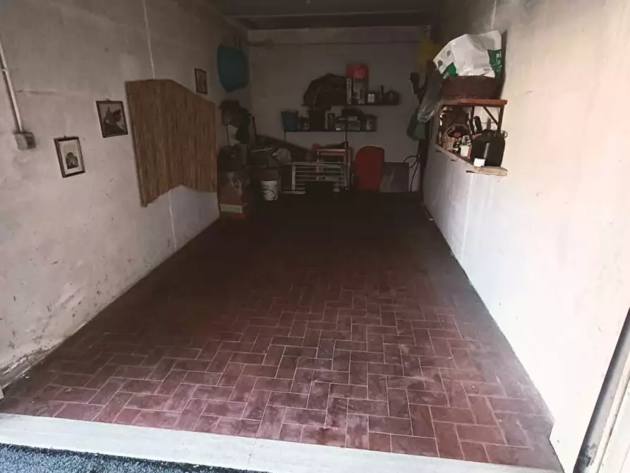 Immagine 10 di Appartamento in vendita  a Montignoso