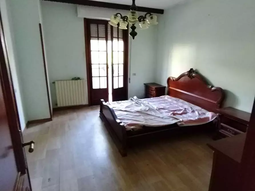 Immagine 6 di Appartamento in vendita  a Massa