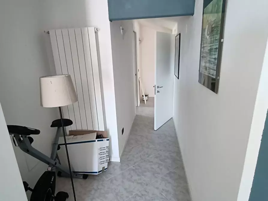 Immagine 15 di Mansarda in vendita  a Massa