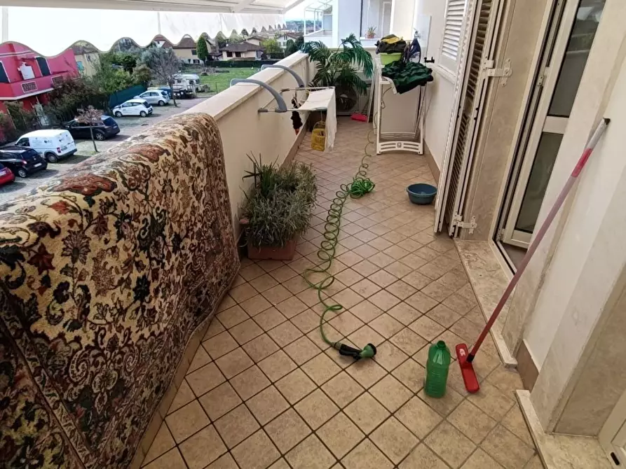 Immagine 11 di Mansarda in vendita  a Massa