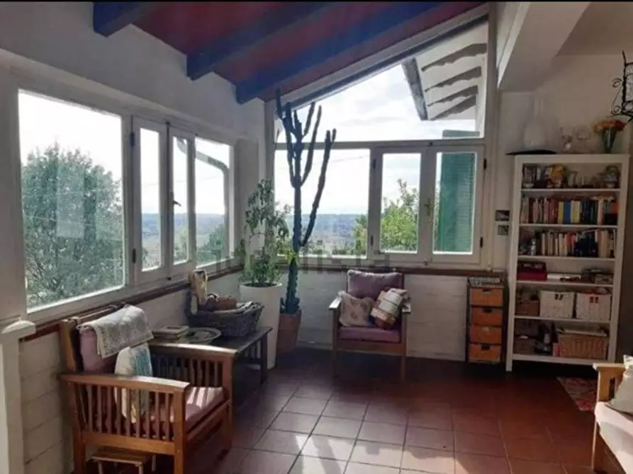 Immagine 7 di Casa indipendente in vendita  a Massa