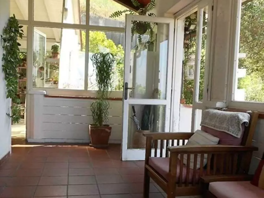 Immagine 9 di Casa indipendente in vendita  a Massa