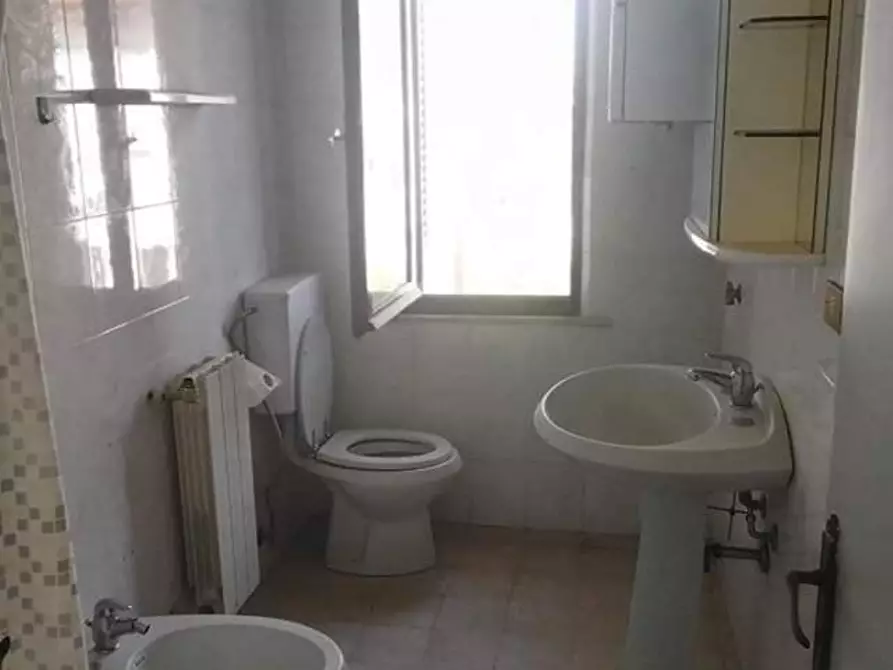 Immagine 6 di Appartamento in vendita  a Massa