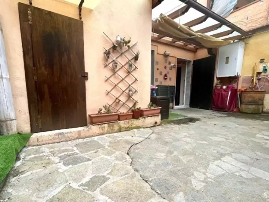 Immagine 18 di Appartamento in vendita  a Massa