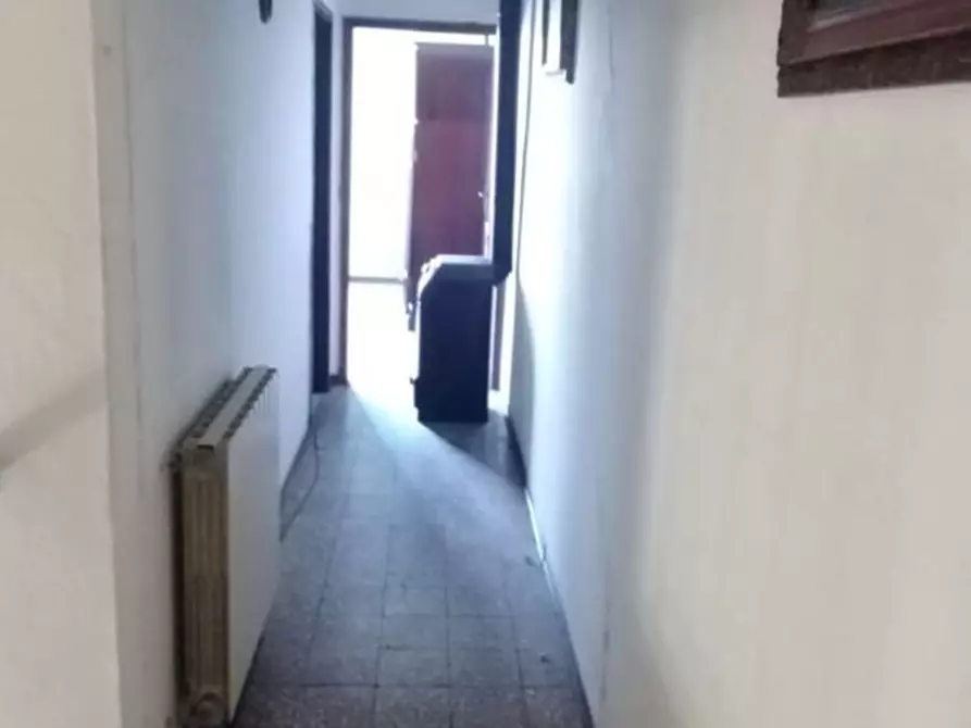 Immagine 19 di Casa indipendente in vendita  a Massa
