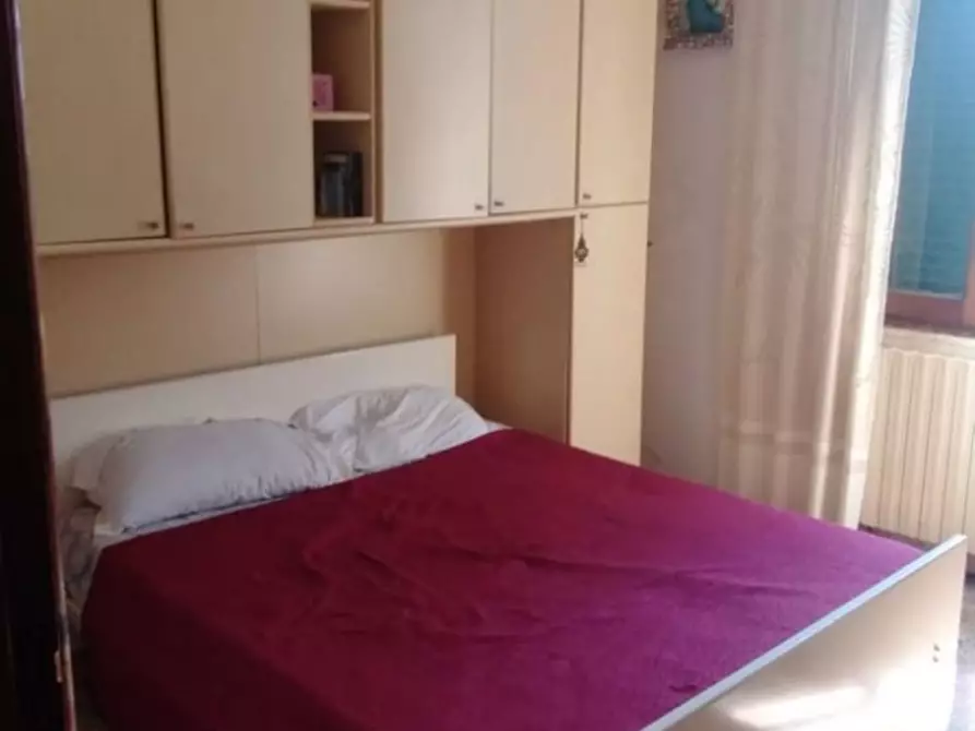 Immagine 18 di Casa indipendente in vendita  a Massa