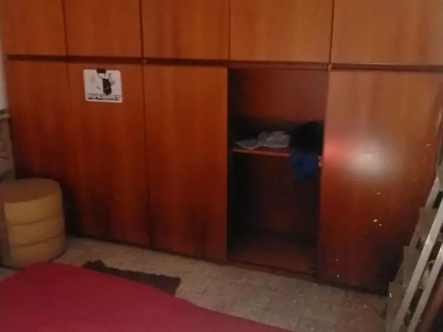 Immagine 25 di Casa indipendente in vendita  a Massa