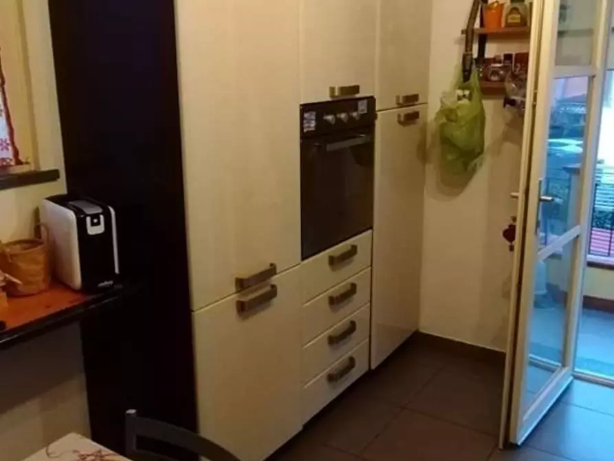 Immagine 8 di Casa bifamiliare in vendita  a Massa