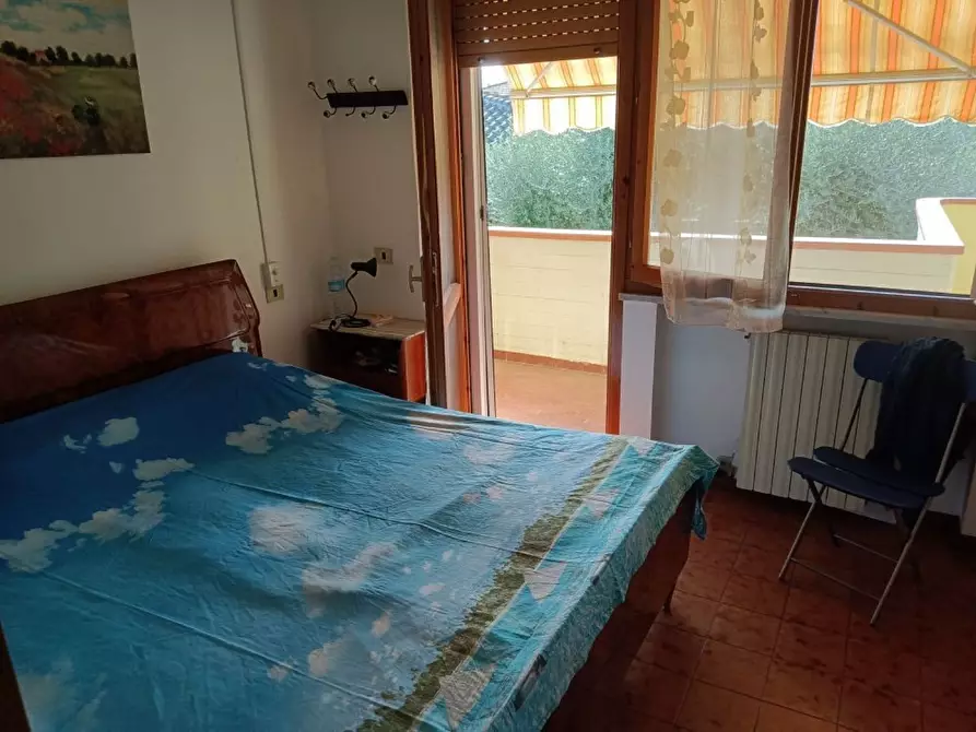 Immagine 3 di Villetta a schiera in vendita  a Massa