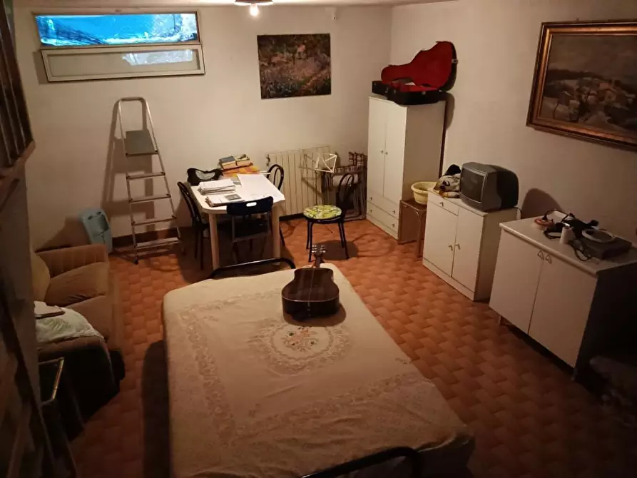 Immagine 10 di Villetta a schiera in vendita  a Massa