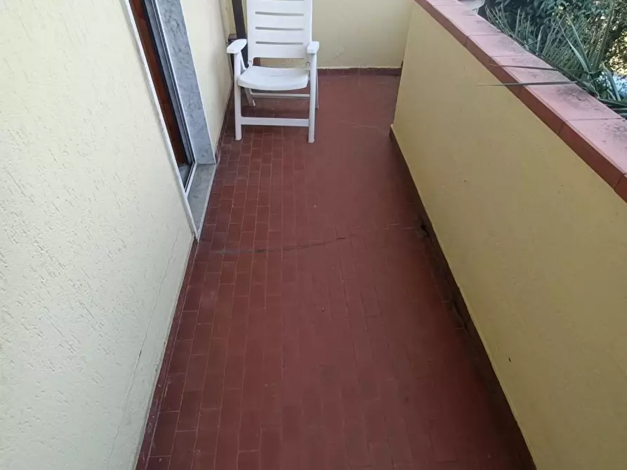 Immagine 7 di Villetta a schiera in vendita  a Massa