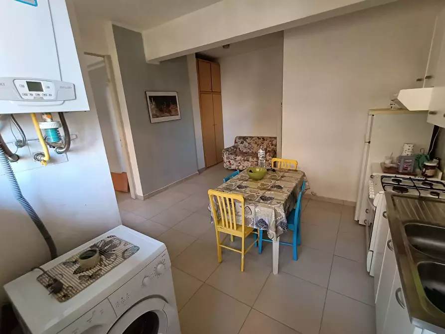 Immagine 7 di Appartamento in vendita  a Massa