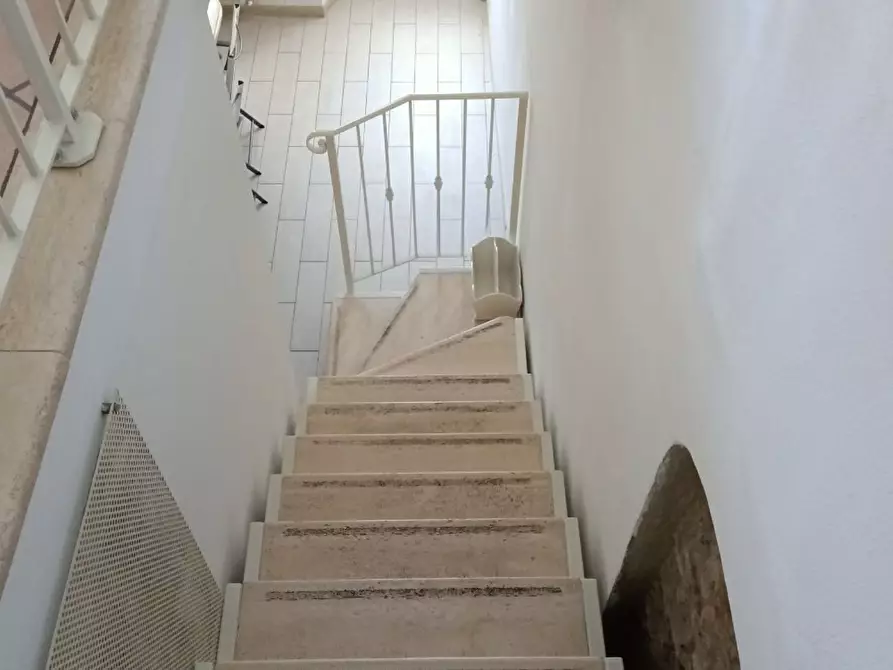 Immagine 17 di Villetta a schiera in vendita  a Massa