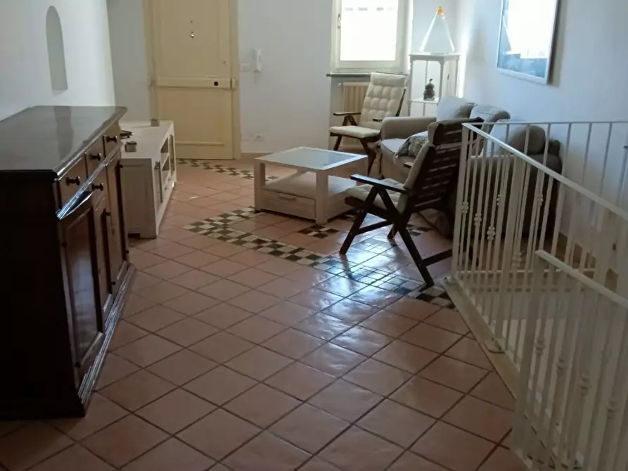 Immagine 10 di Villetta a schiera in vendita  a Massa