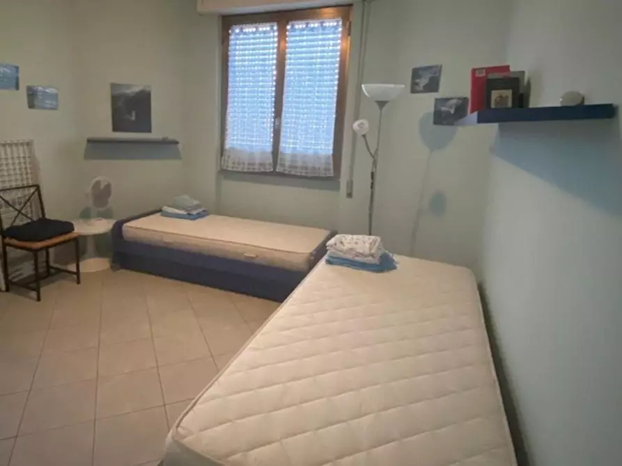 Immagine 3 di Appartamento in vendita  a Massa