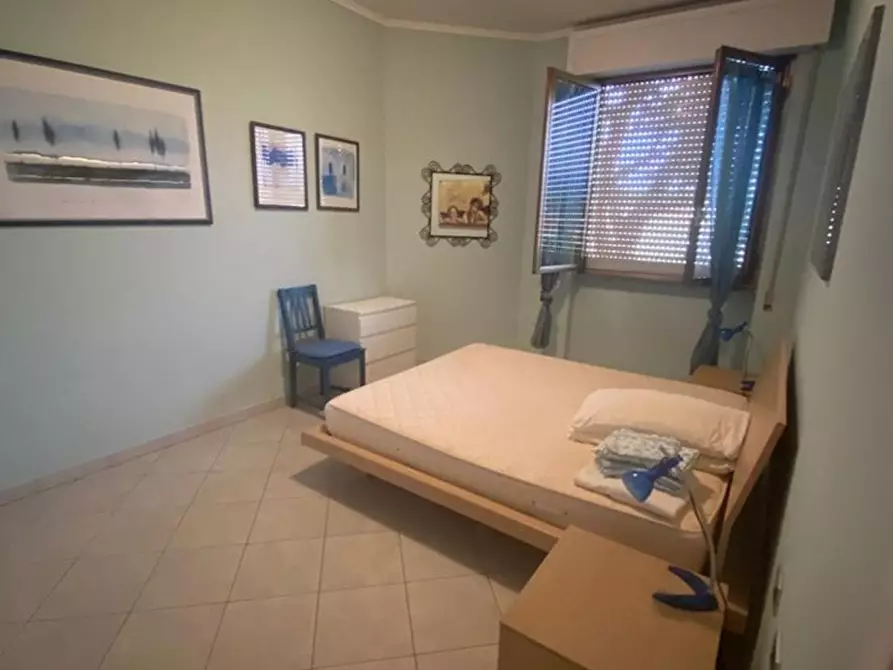 Immagine 12 di Appartamento in vendita  a Massa