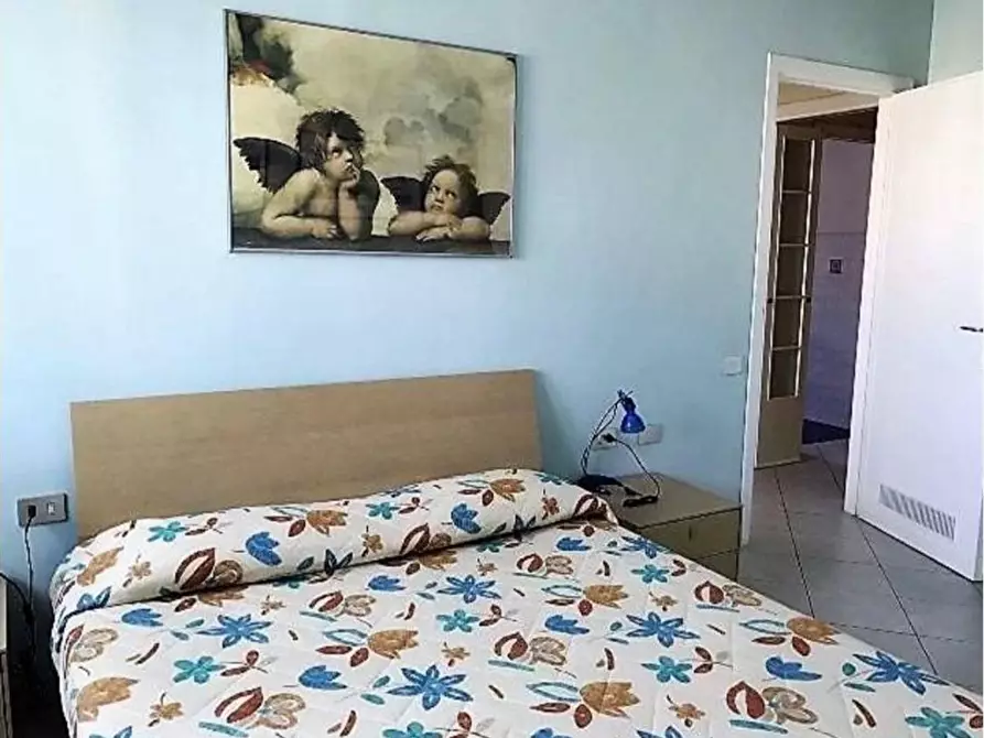 Immagine 4 di Appartamento in vendita  a Massa