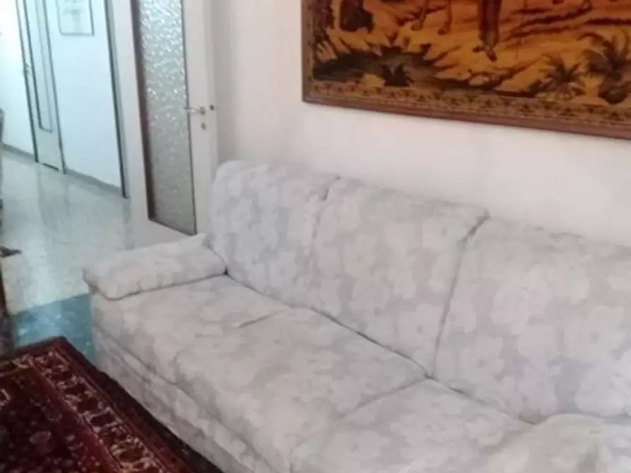 Immagine 12 di Appartamento in vendita  a Massa