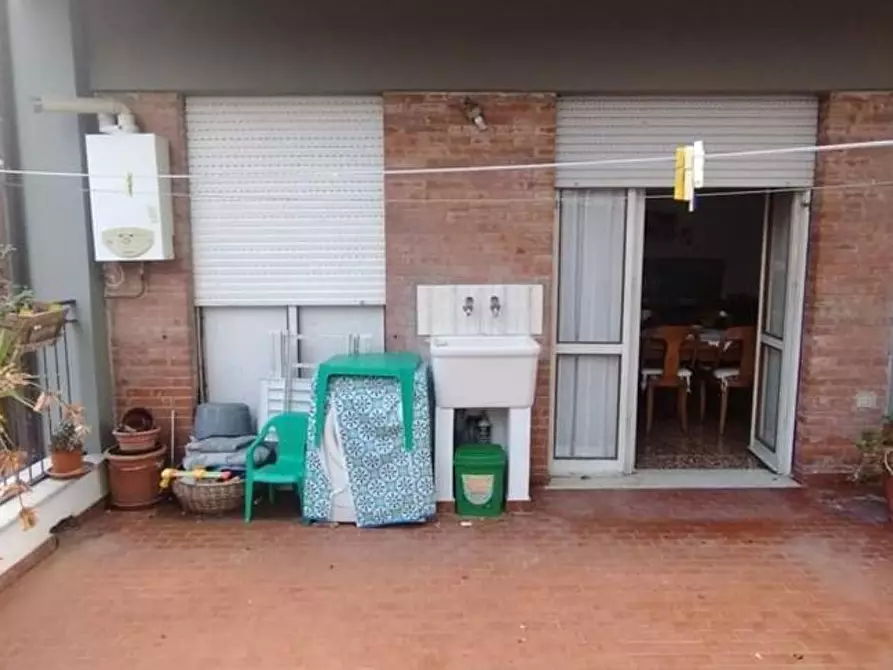 Immagine 9 di Appartamento in vendita  a Massa