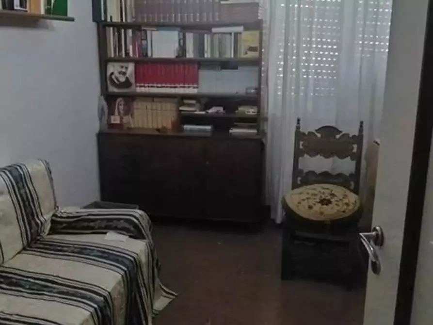 Immagine 10 di Appartamento in vendita  a Massa