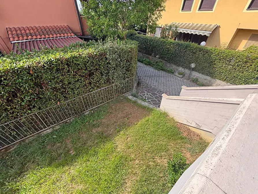 Immagine 11 di Villetta a schiera in vendita  a Castelfranco Di Sotto