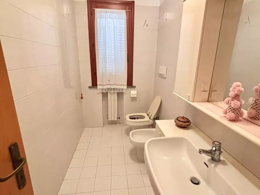 Immagine 20 di Villetta a schiera in vendita  a Castelfranco Di Sotto