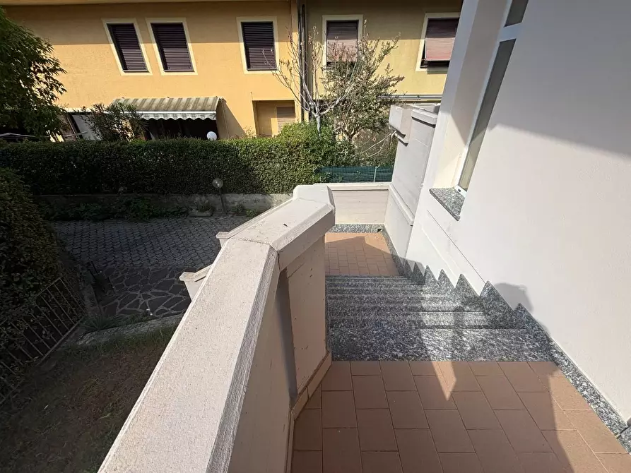 Immagine 12 di Villetta a schiera in vendita  a Castelfranco Di Sotto