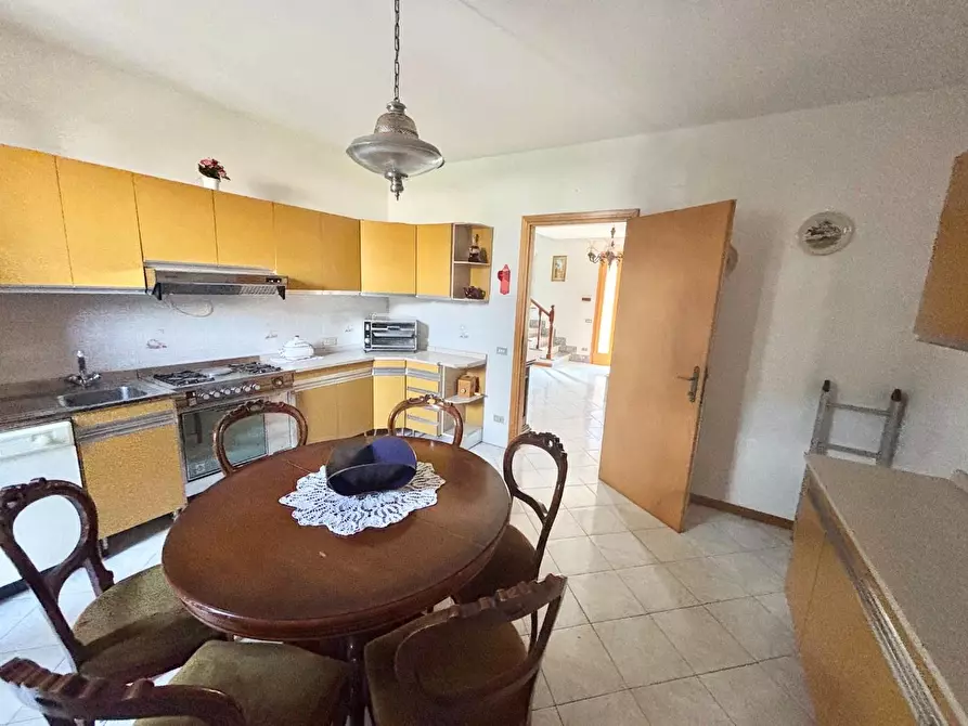 Immagine 19 di Villetta a schiera in vendita  a Castelfranco Di Sotto