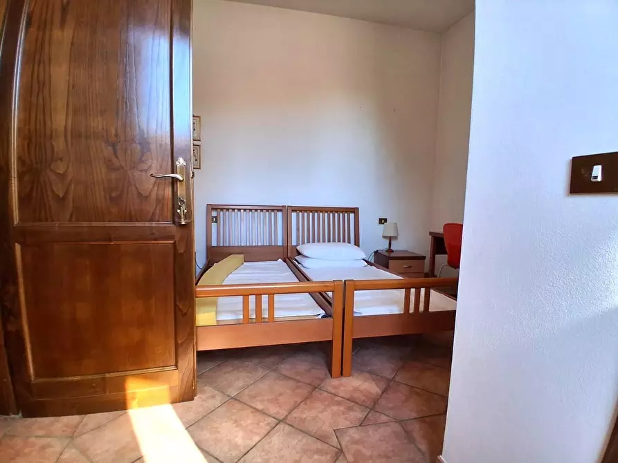 Immagine 26 di Villa in vendita  a Lucca