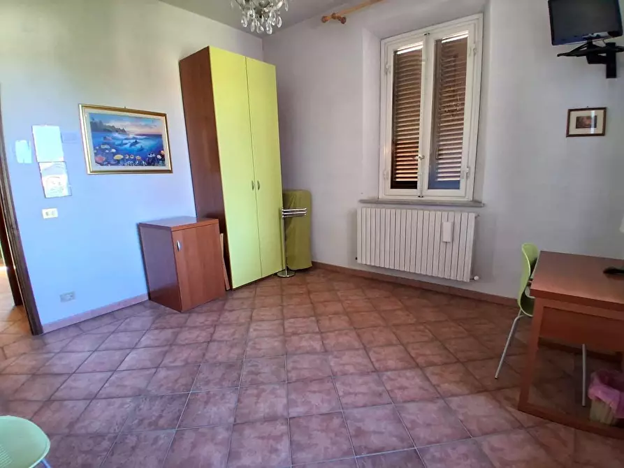 Immagine 19 di Villa in vendita  a Lucca