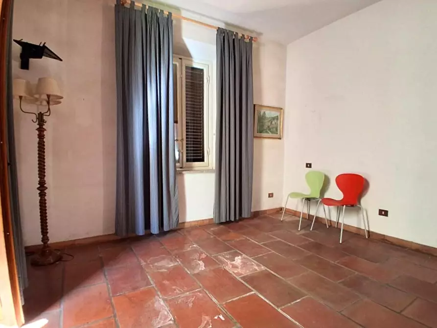 Immagine 7 di Villa in vendita  a Lucca