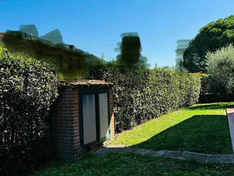 Immagine 10 di Casa indipendente in vendita  a Capannori