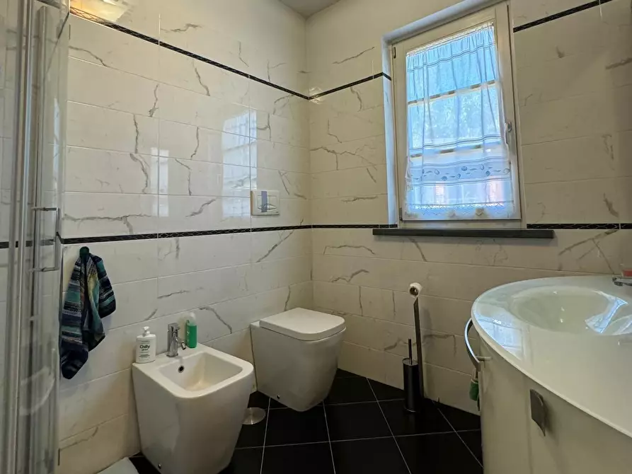 Immagine 21 di Casa indipendente in vendita  a Capannori