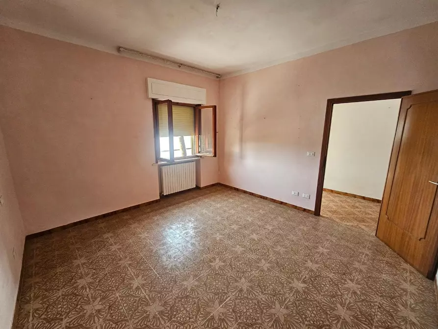 Immagine 21 di Appartamento in vendita  a Collesalvetti