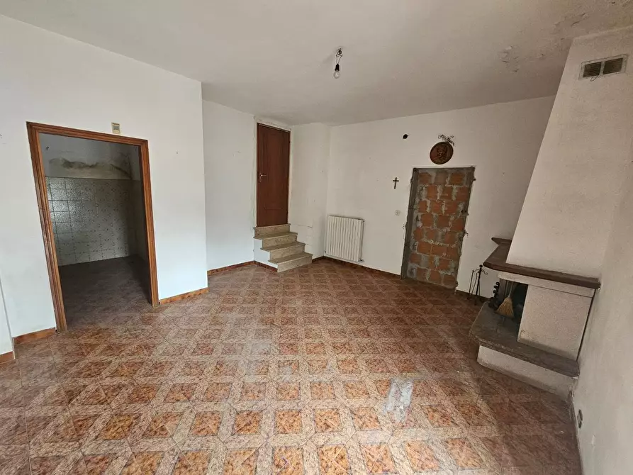 Immagine 34 di Appartamento in vendita  a Collesalvetti