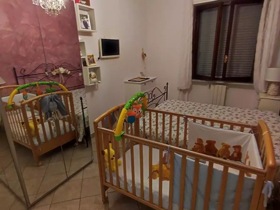 Immagine 7 di Appartamento in vendita  a Massa