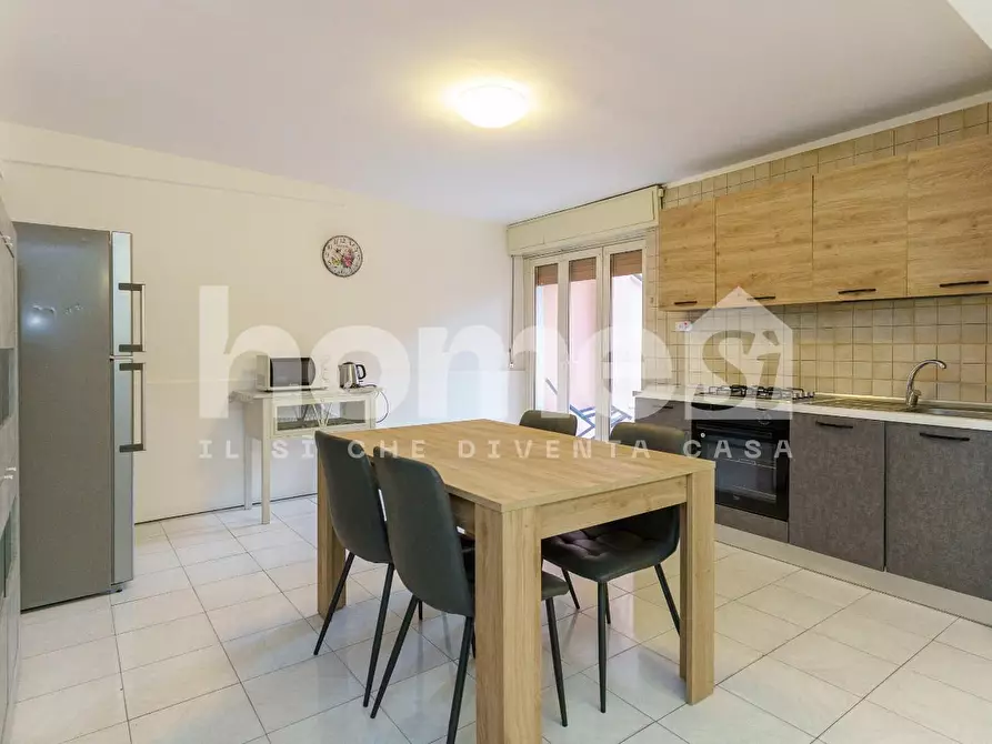 Immagine 3 di Villa in vendita  a Acireale