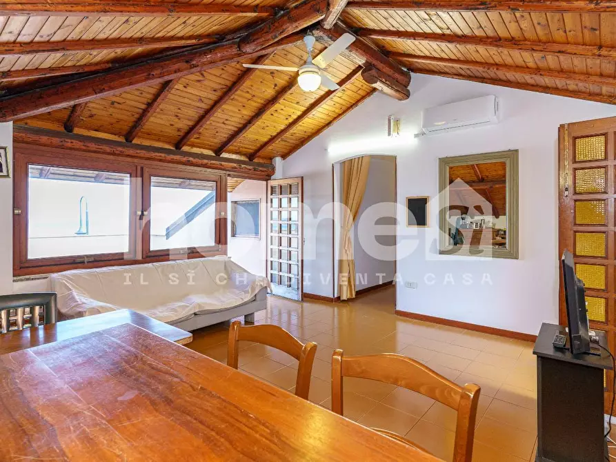 Immagine 23 di Villa in vendita  a Acireale