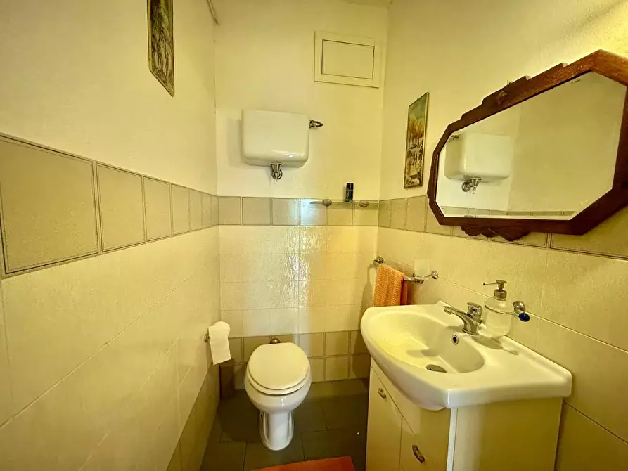 Immagine 39 di Porzione di casa in vendita  a Monteriggioni