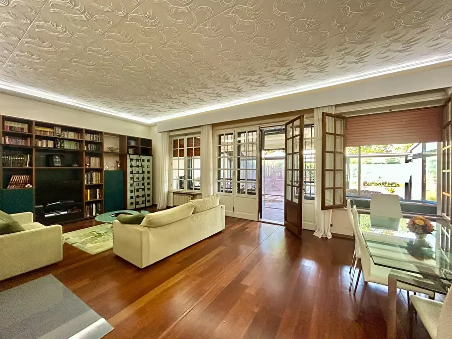 Immagine 2 di Porzione di casa in vendita  a Monteriggioni