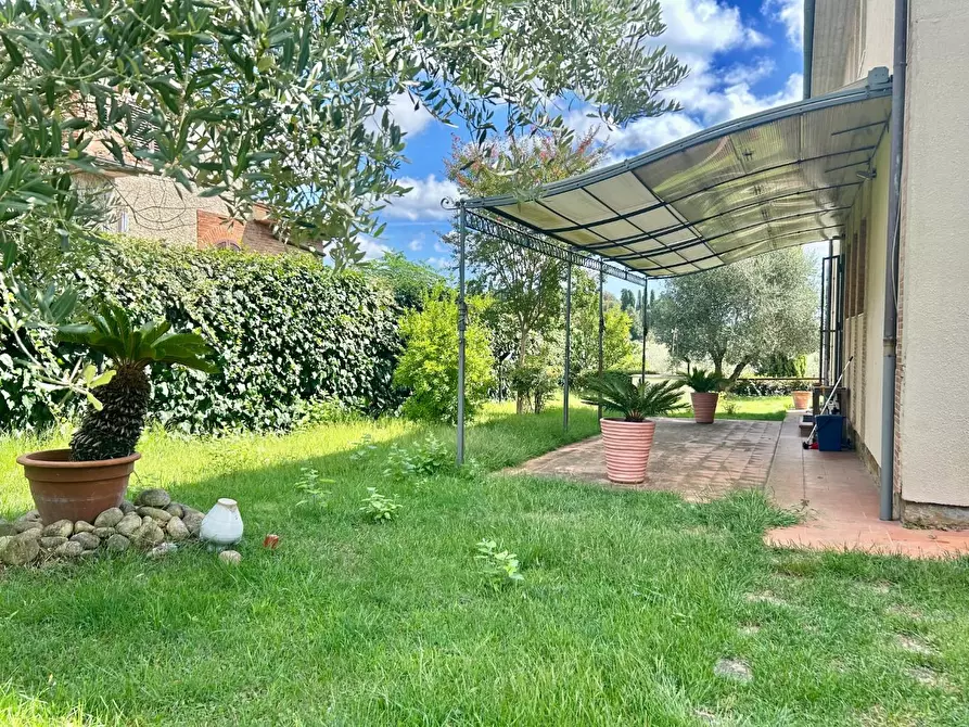 Immagine 33 di Porzione di casa in vendita  a Monteriggioni