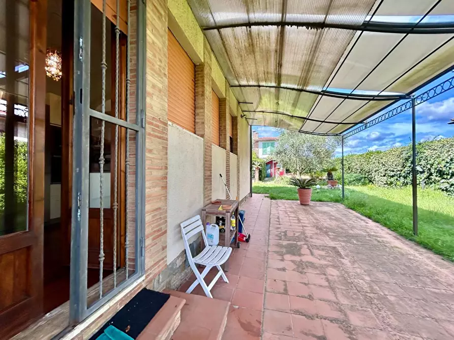 Immagine 38 di Porzione di casa in vendita  a Monteriggioni