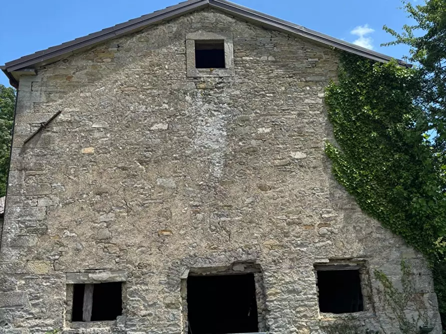 Immagine 6 di Casa colonica in vendita  a Firenzuola