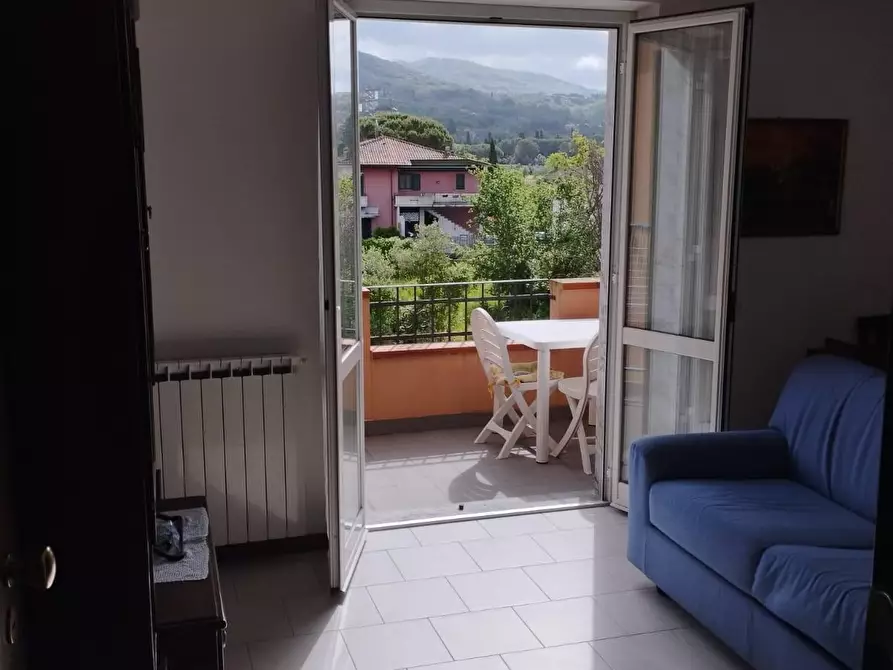 Immagine 2 di Appartamento in vendita  a Sarzana