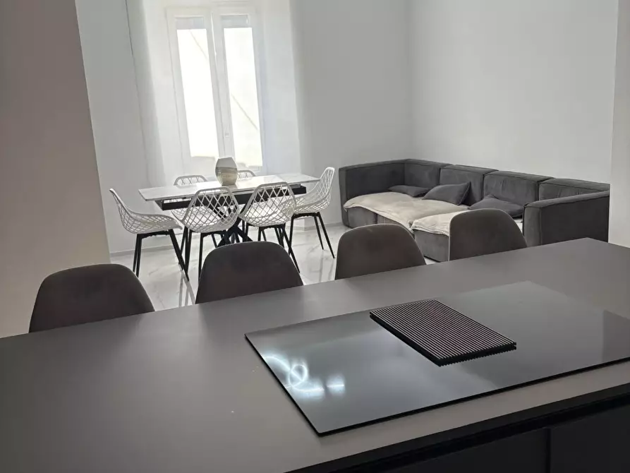 Immagine 5 di Appartamento in vendita  a Montignoso