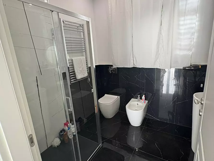 Immagine 13 di Appartamento in vendita  a Montignoso