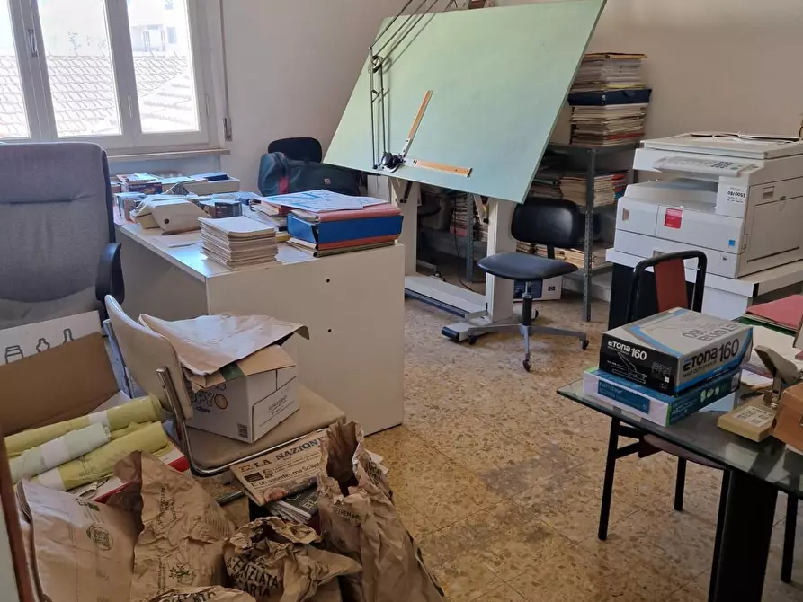 Immagine 17 di Appartamento in vendita  a Pisa