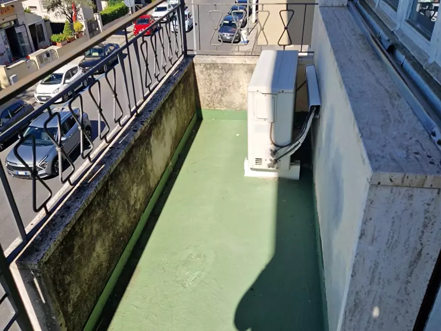 Immagine 19 di Appartamento in vendita  a Pisa