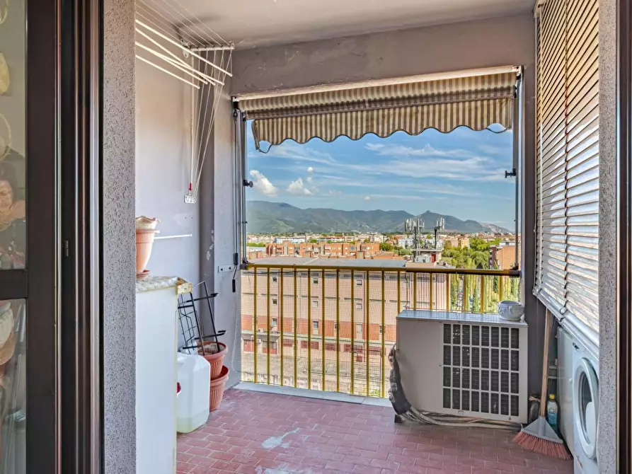 Immagine 25 di Appartamento in vendita  a Pisa