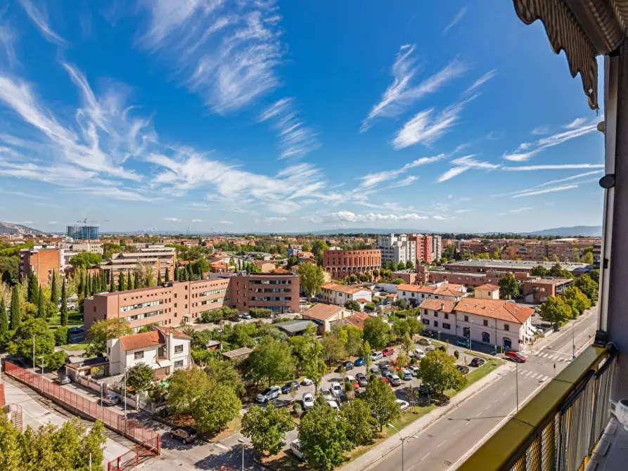 Immagine 1 di Appartamento in vendita  a Pisa